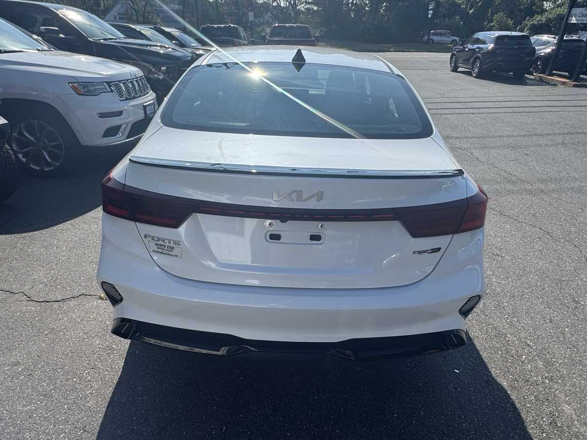 2023 Kia Forte GT-Line photo 8