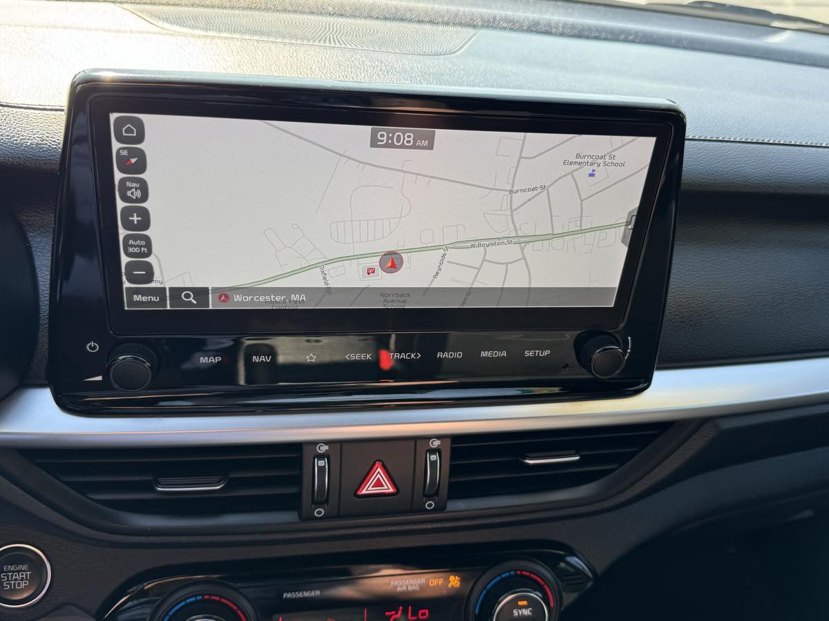 2023 Kia Forte GT-Line photo 15