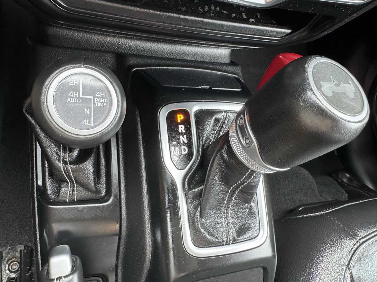 2023 Jeep Wrangler 4xe Sahara photo 8