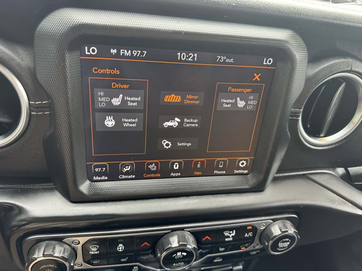 2023 Jeep Wrangler 4xe Sahara photo 11