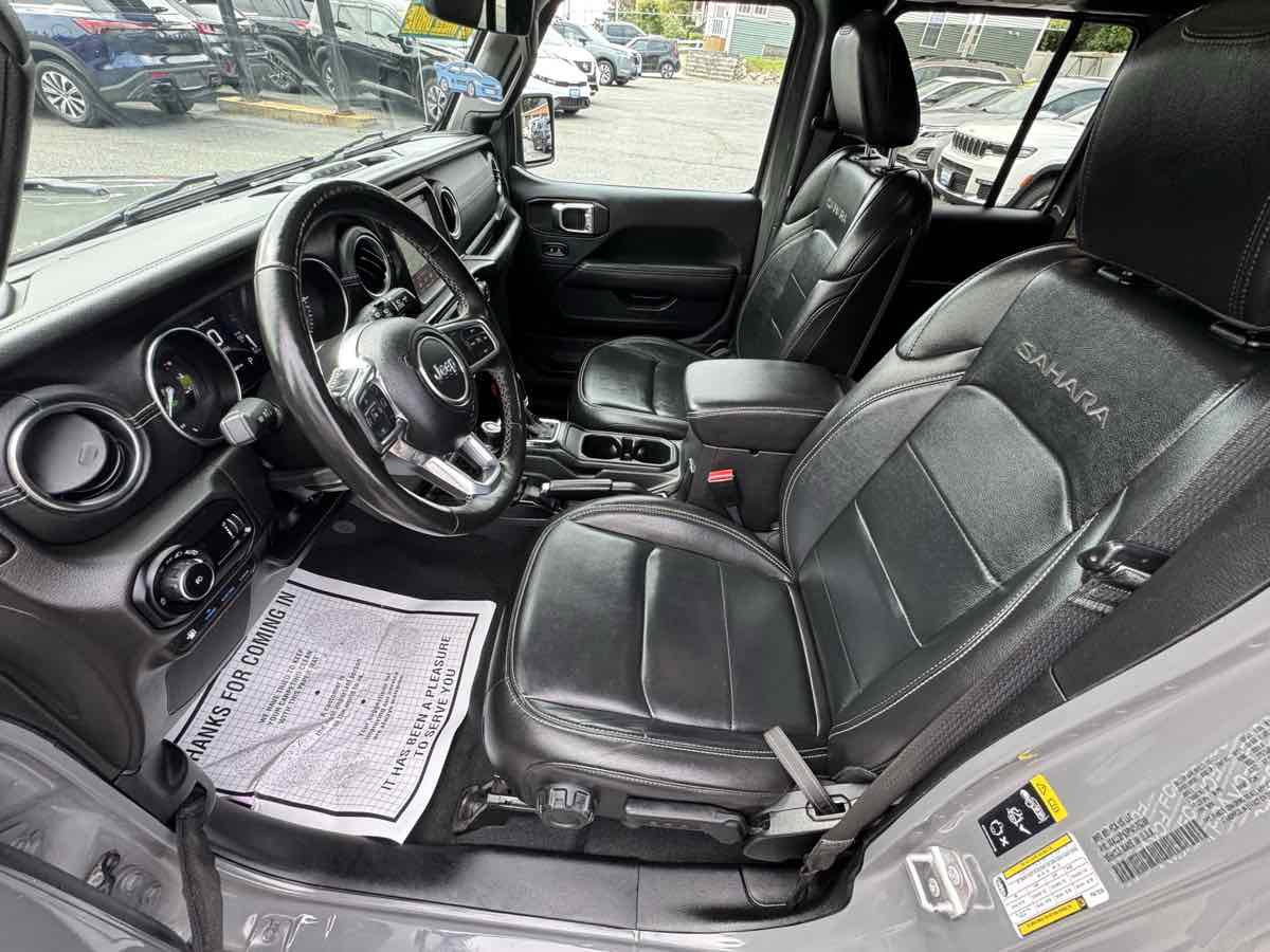 2023 Jeep Wrangler 4xe Sahara photo 13