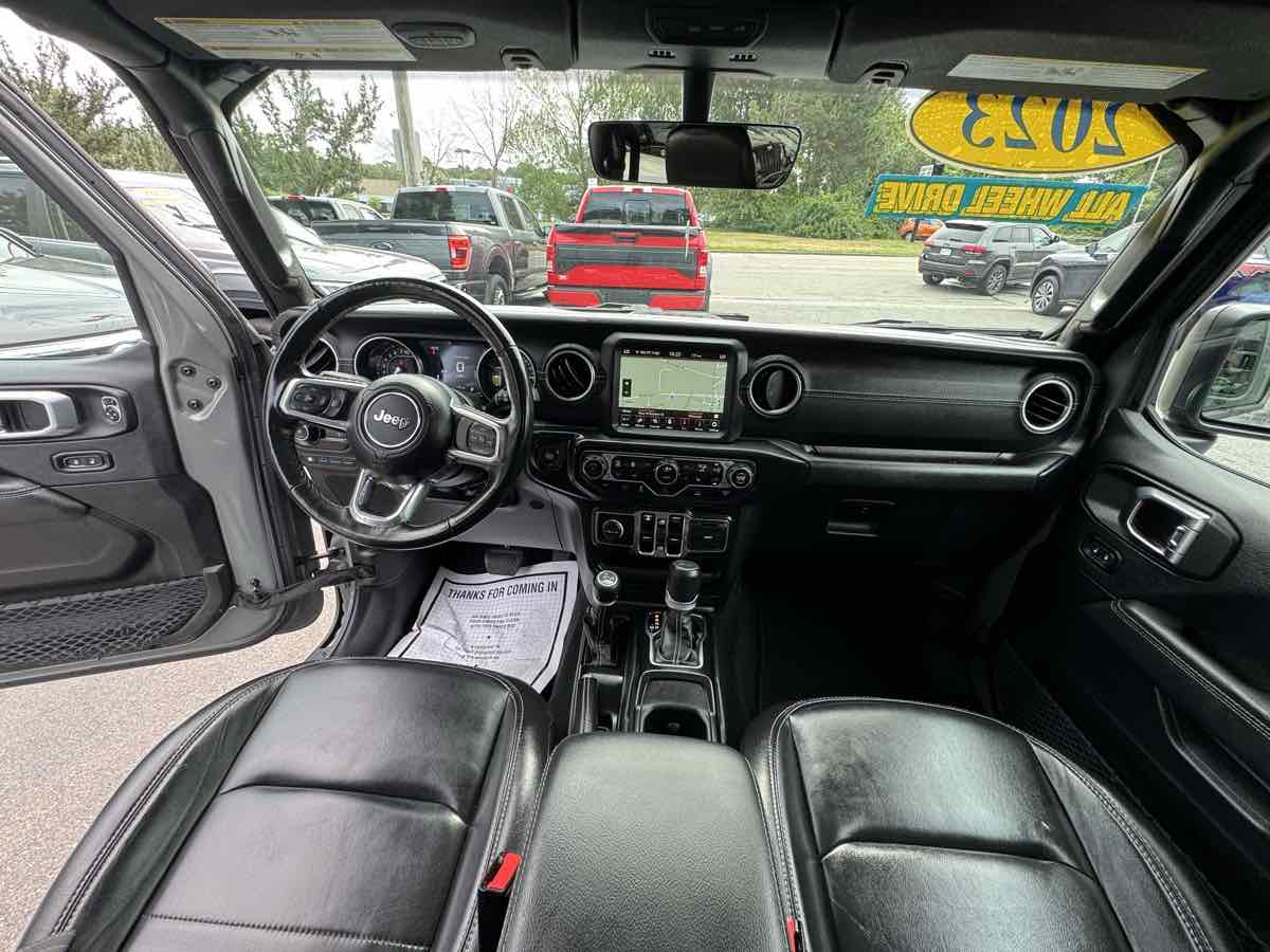 2023 Jeep Wrangler 4xe Sahara photo 12