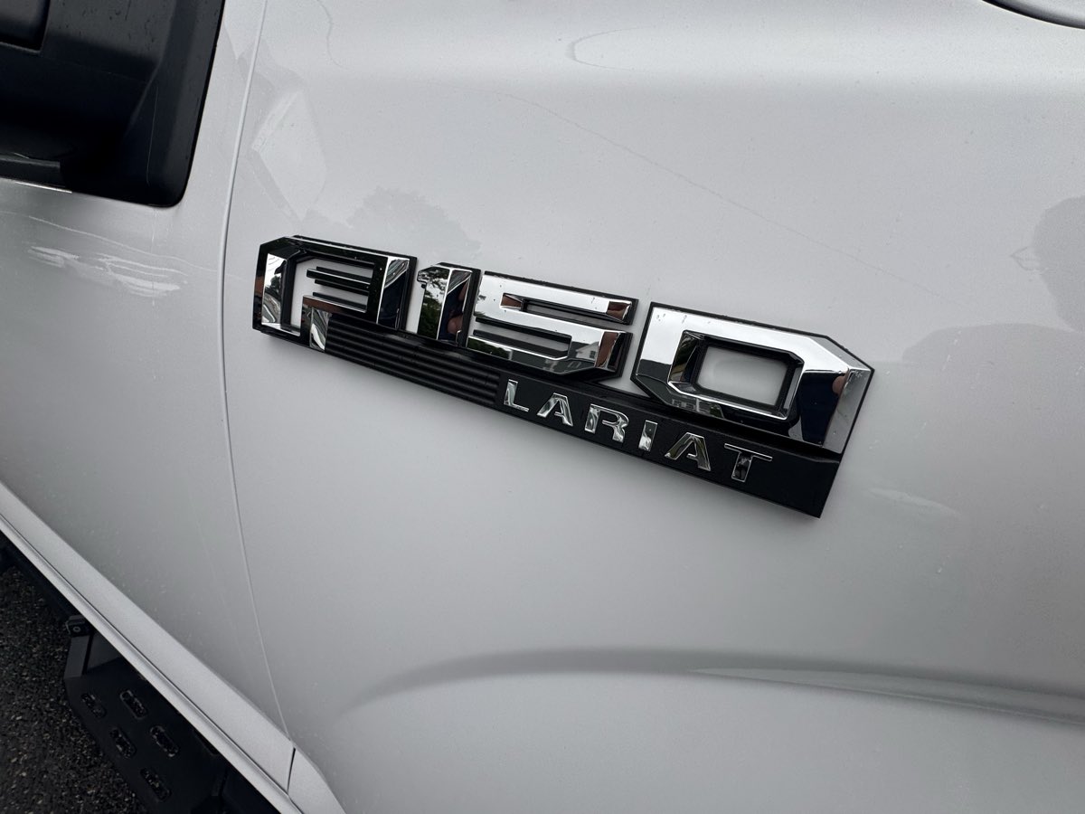 2019 Ford F-150 Lariat photo 9