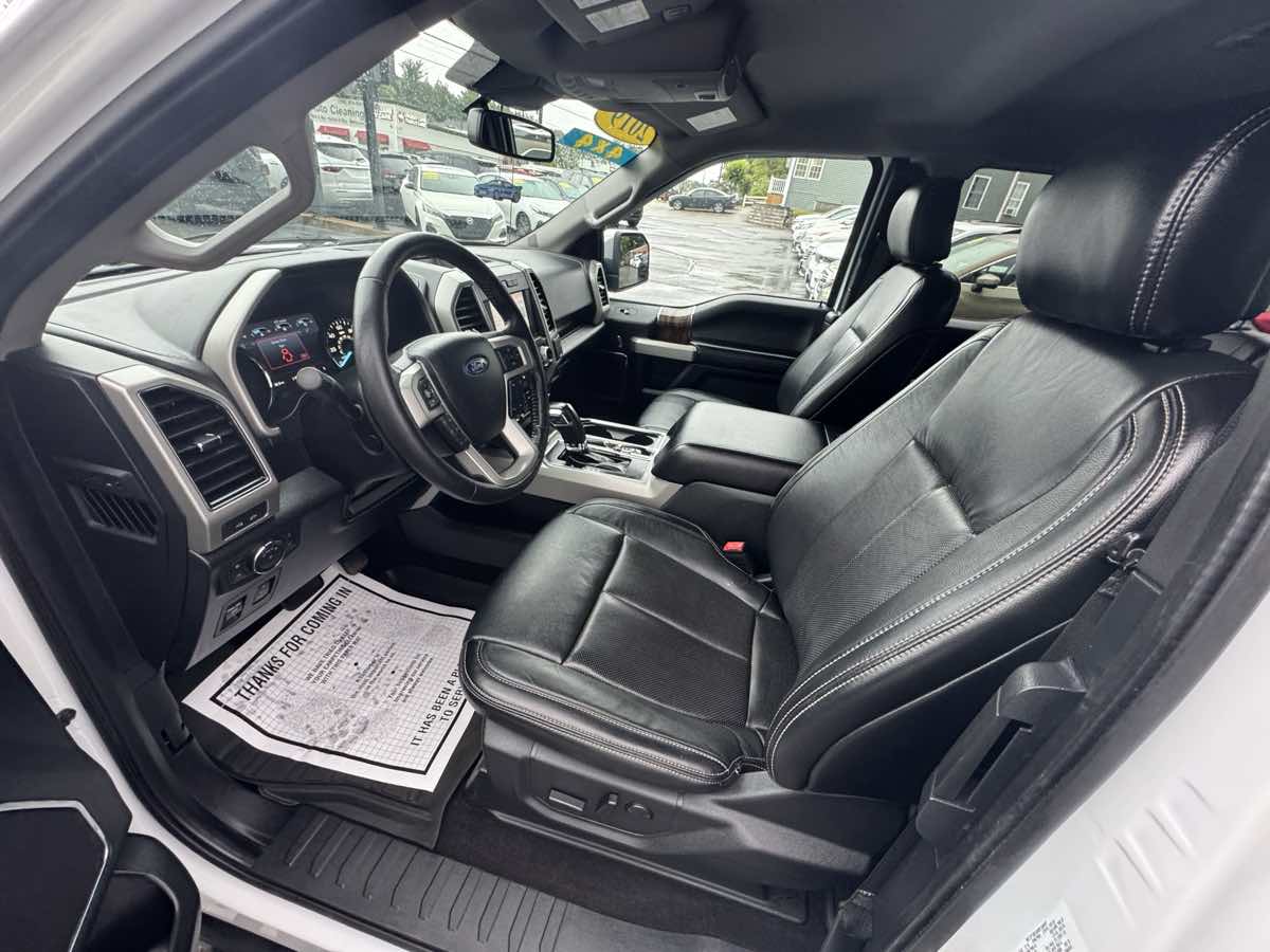 2019 Ford F-150 Lariat photo 10