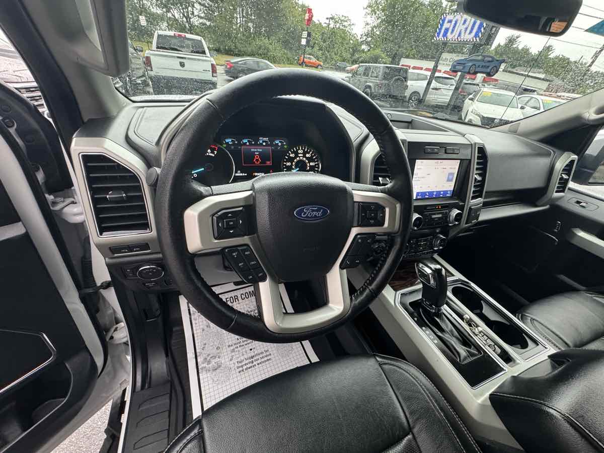2019 Ford F-150 Lariat photo 15