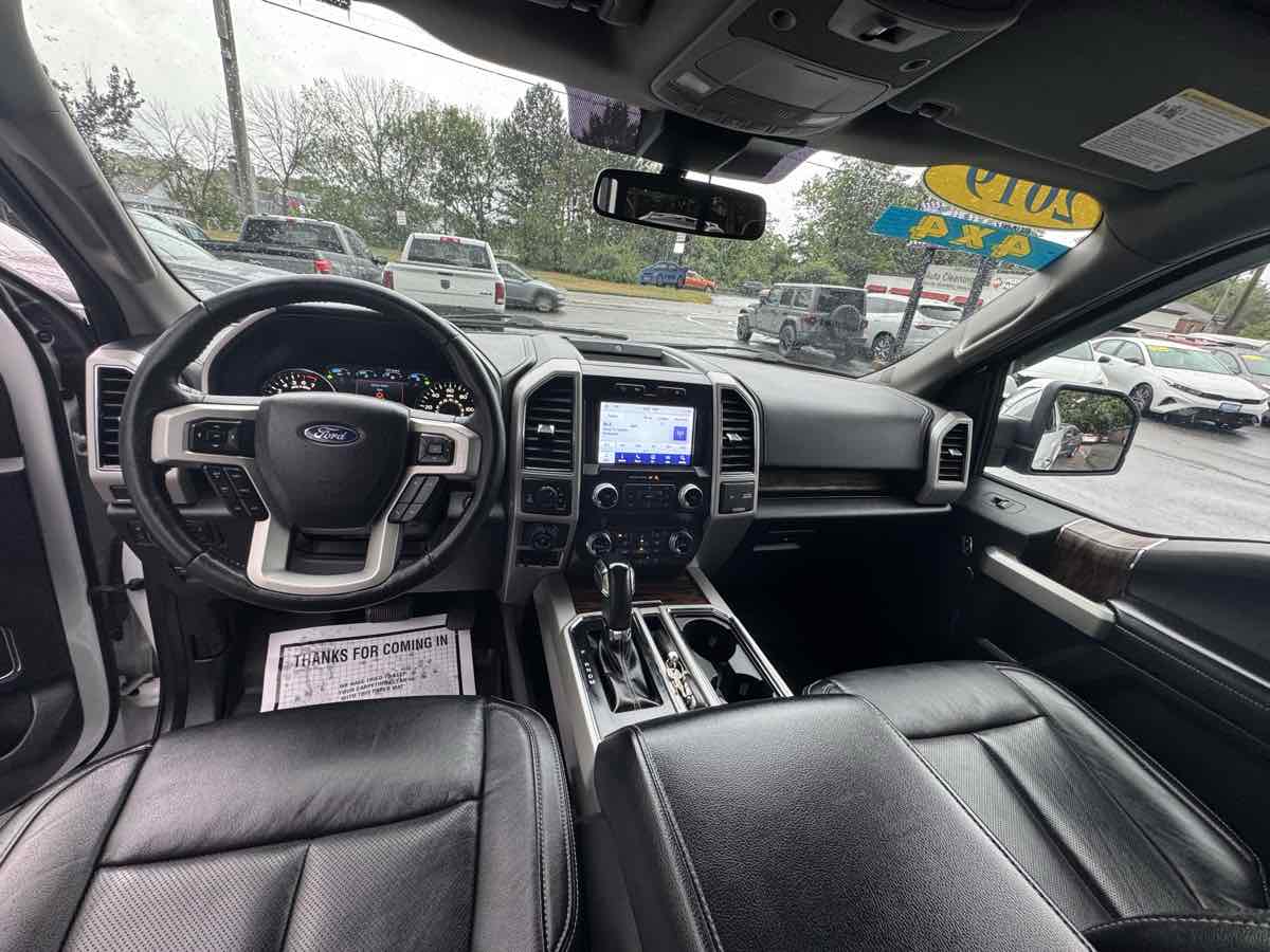 2019 Ford F-150 Lariat photo 16