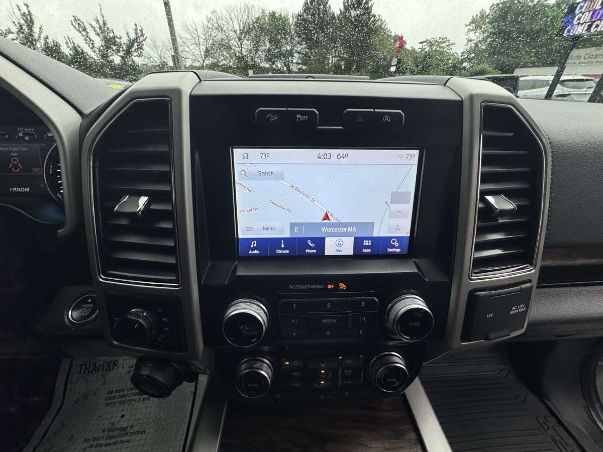 2019 Ford F-150 Lariat photo 18