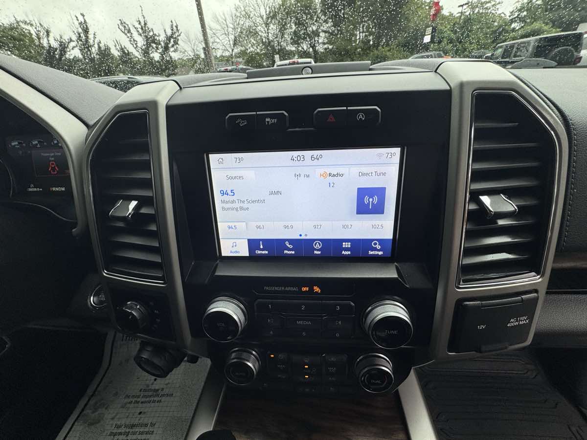 2019 Ford F-150 Lariat photo 19
