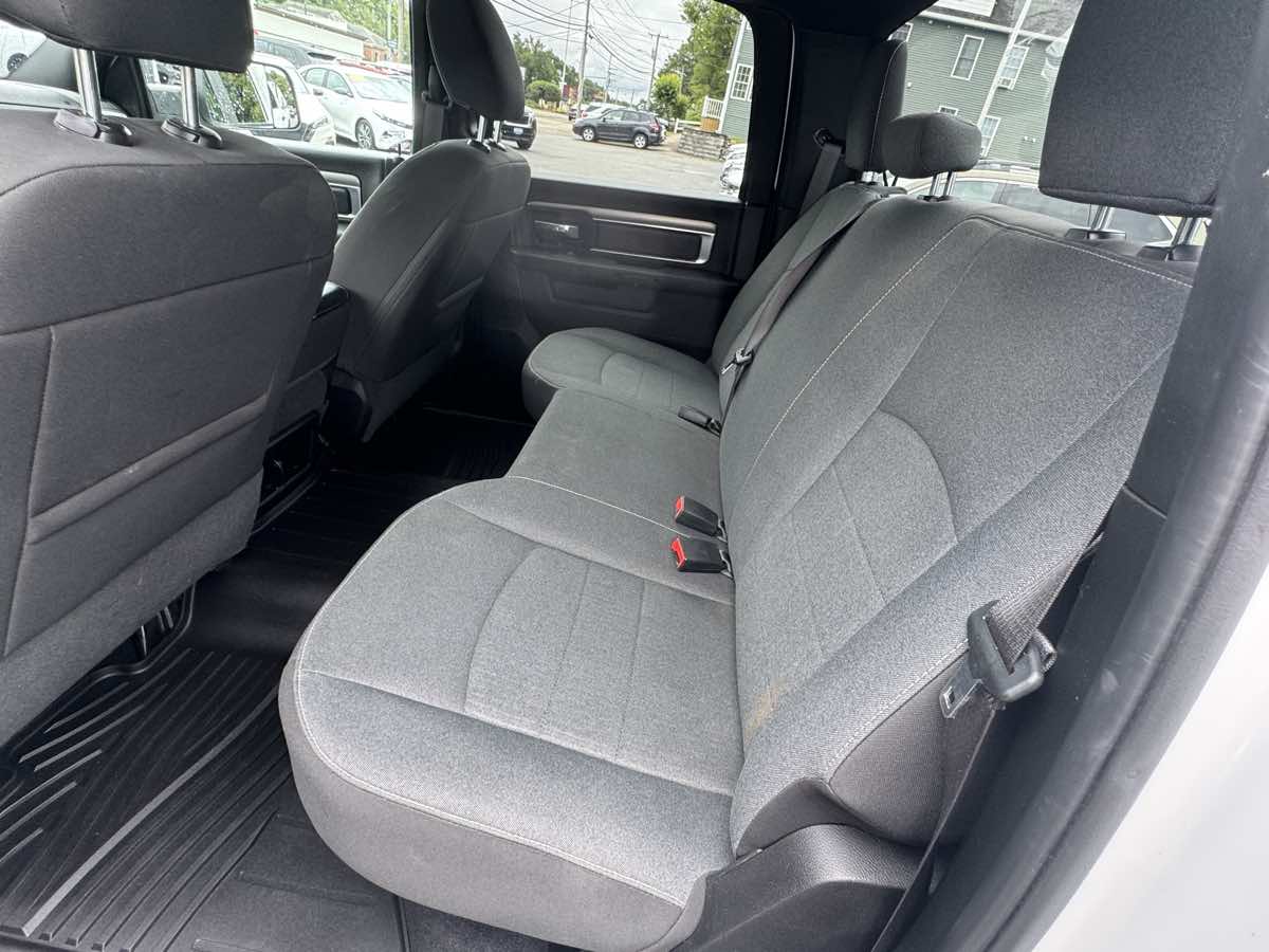 2021 Ram 1500 Classic Warlock photo 22