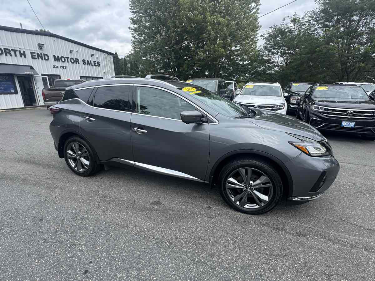 2019 Nissan Murano Platinum photo 2