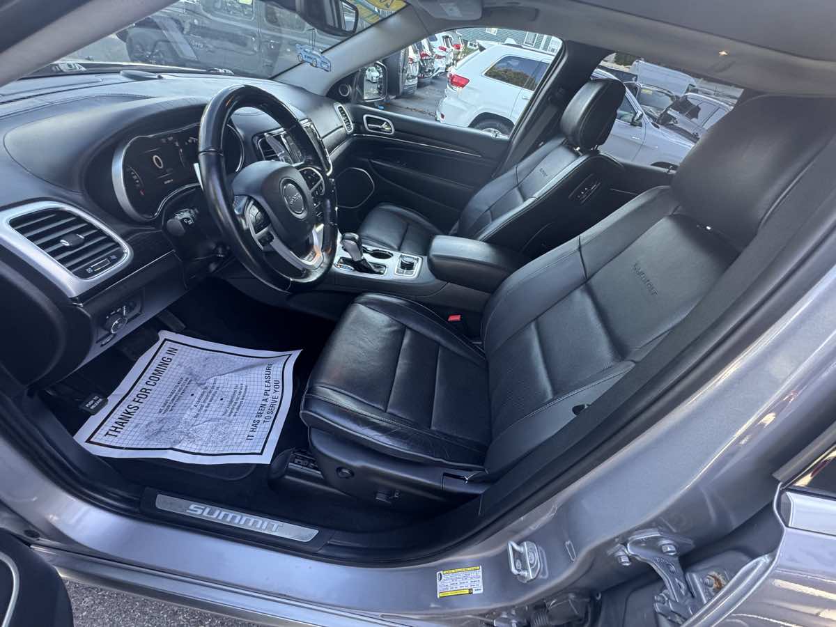 2021 Jeep Grand Cherokee Summit photo 10