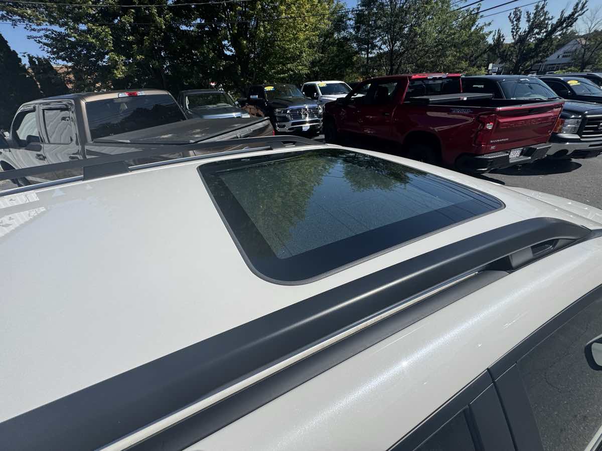 2023 Subaru Forester Premium Base photo 9