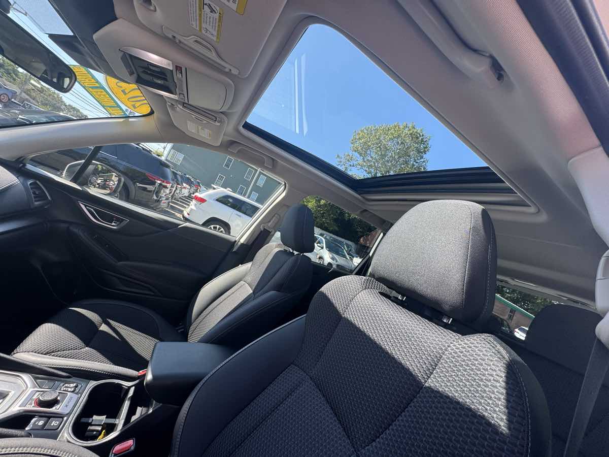 2023 Subaru Forester Premium Base photo 12