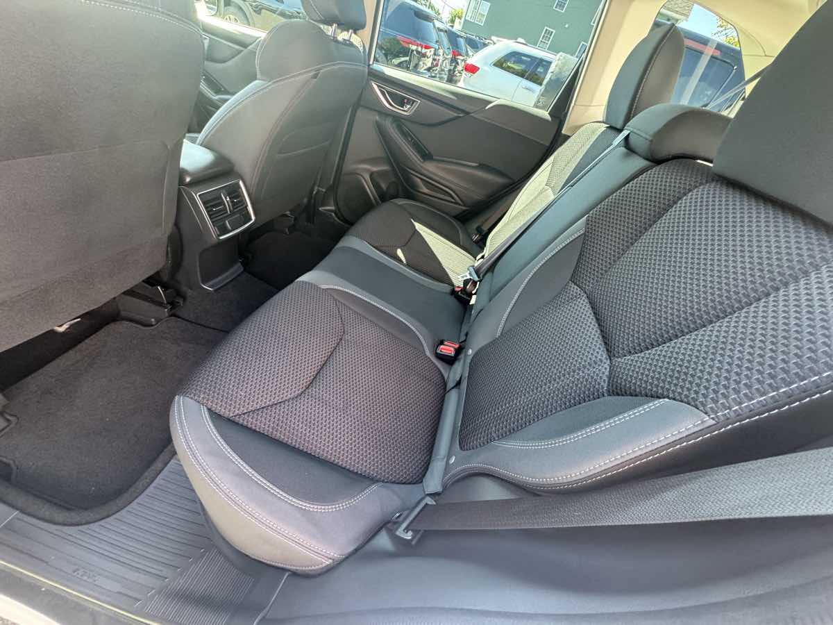 2023 Subaru Forester Premium Base photo 17