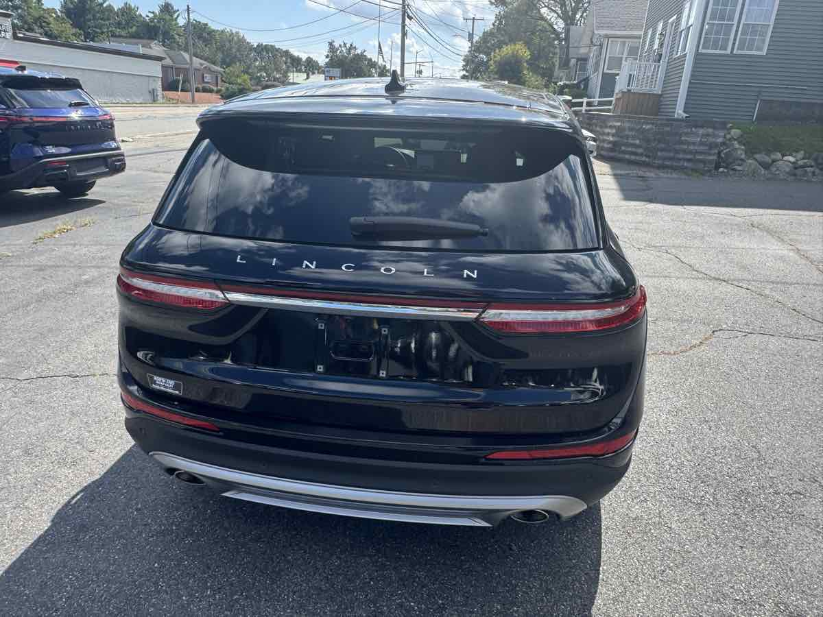 2024 Lincoln Corsair Premiere photo 6