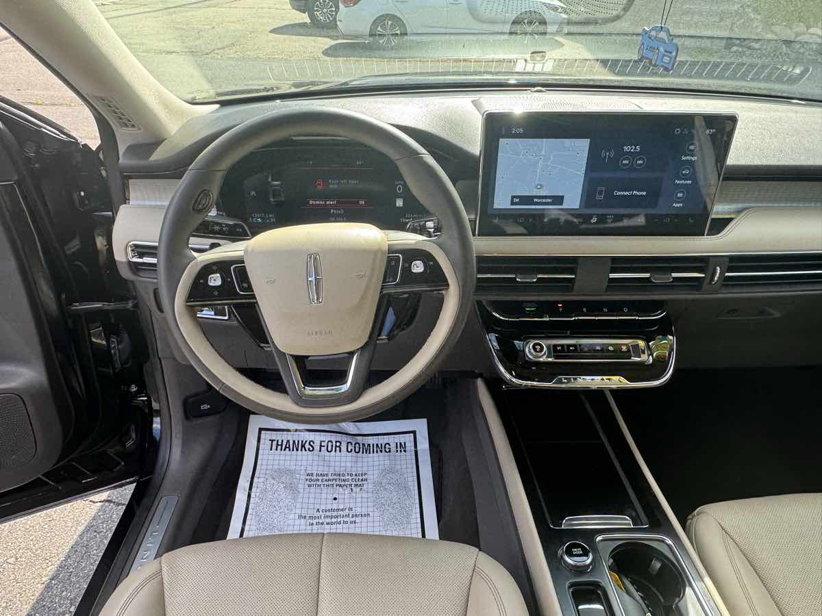 2024 Lincoln Corsair Premiere photo 12