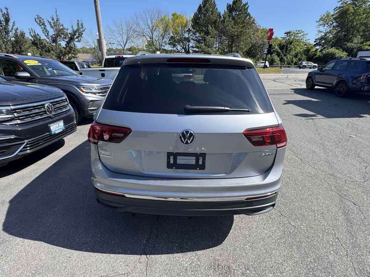 2024 Volkswagen Tiguan SE Wolfsburg Edition photo 10