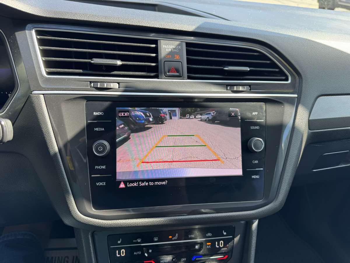2024 Volkswagen Tiguan SE Wolfsburg Edition photo 21