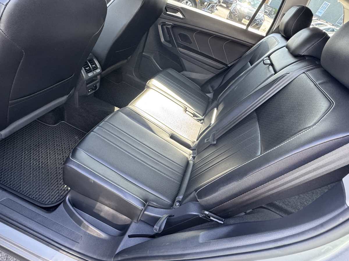 2024 Volkswagen Tiguan SE Wolfsburg Edition photo 26