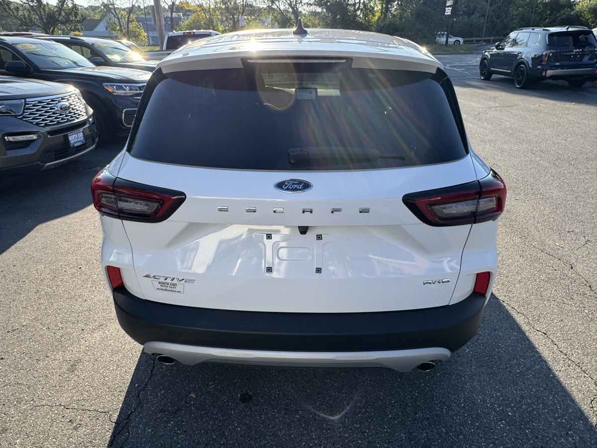 2023 Ford Escape Active photo 4