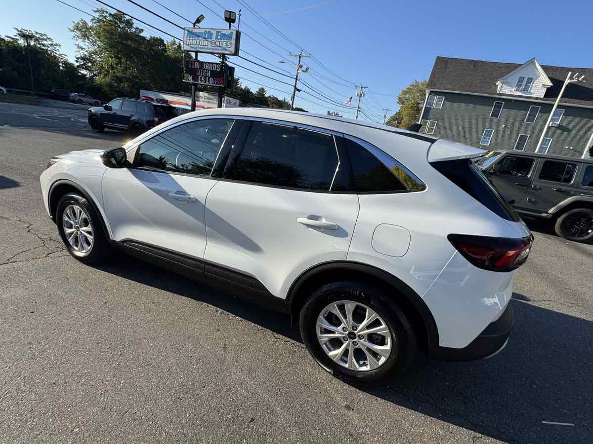 2023 Ford Escape Active photo 7
