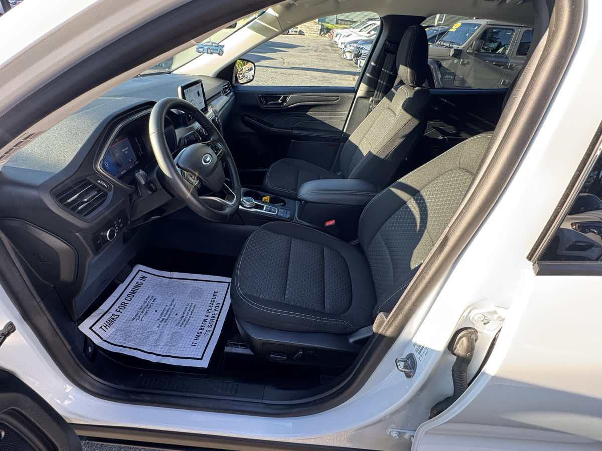 2023 Ford Escape Active photo 9