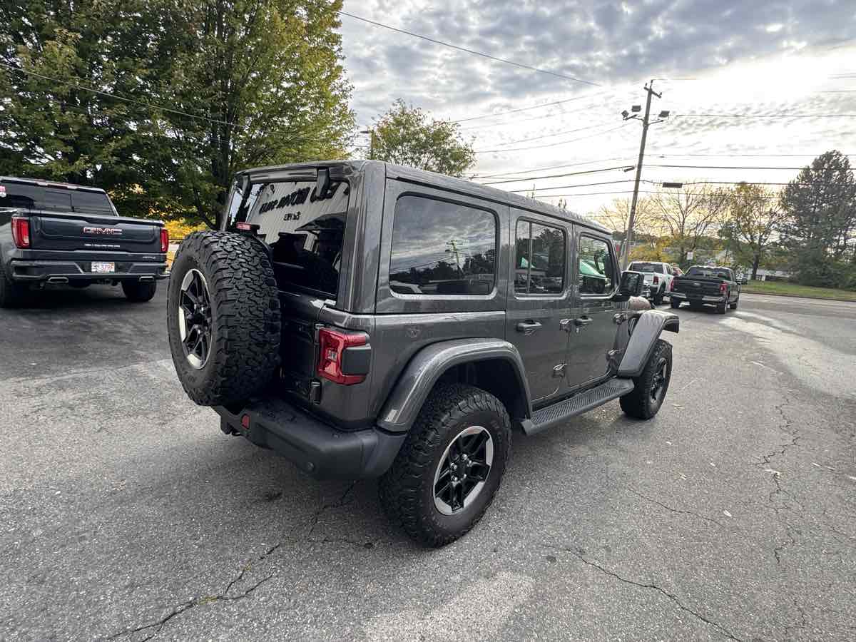 2019 Jeep Wrangler Unlimited Rubicon photo 2