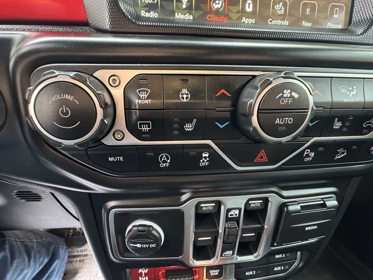 2019 Jeep Wrangler Unlimited Rubicon photo 11