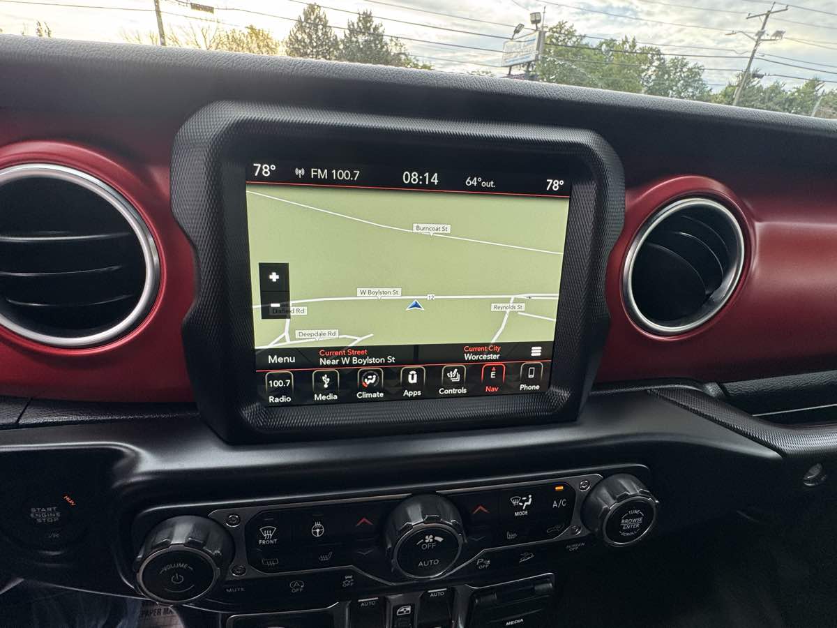 2019 Jeep Wrangler Unlimited Rubicon photo 12