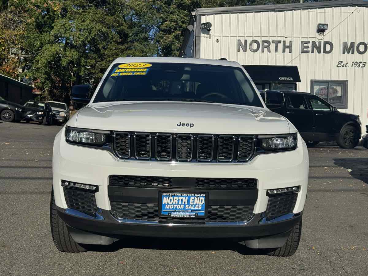 2023 Jeep Grand Cherokee Limited photo 7
