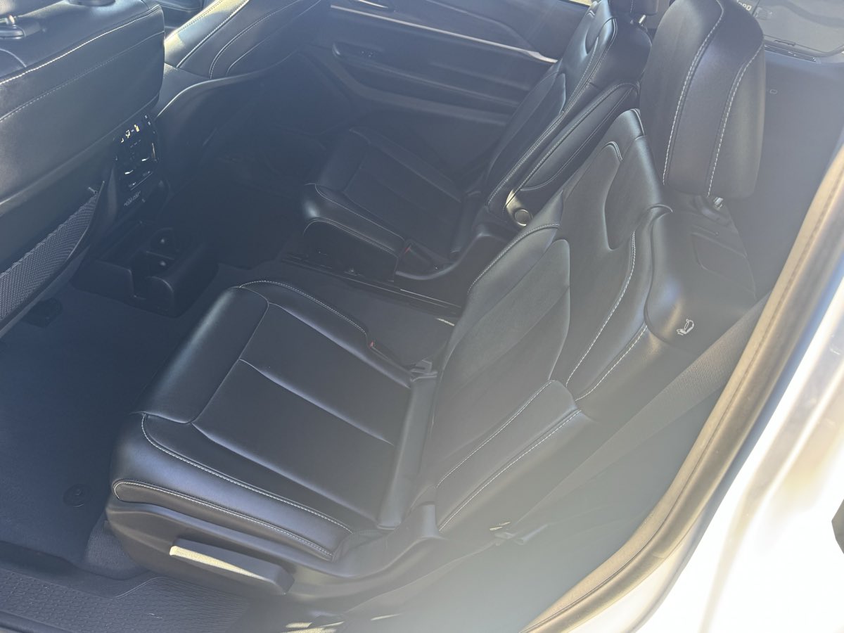 2023 Jeep Grand Cherokee Limited photo 12