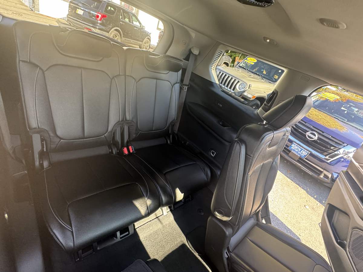 2023 Jeep Grand Cherokee Limited photo 19