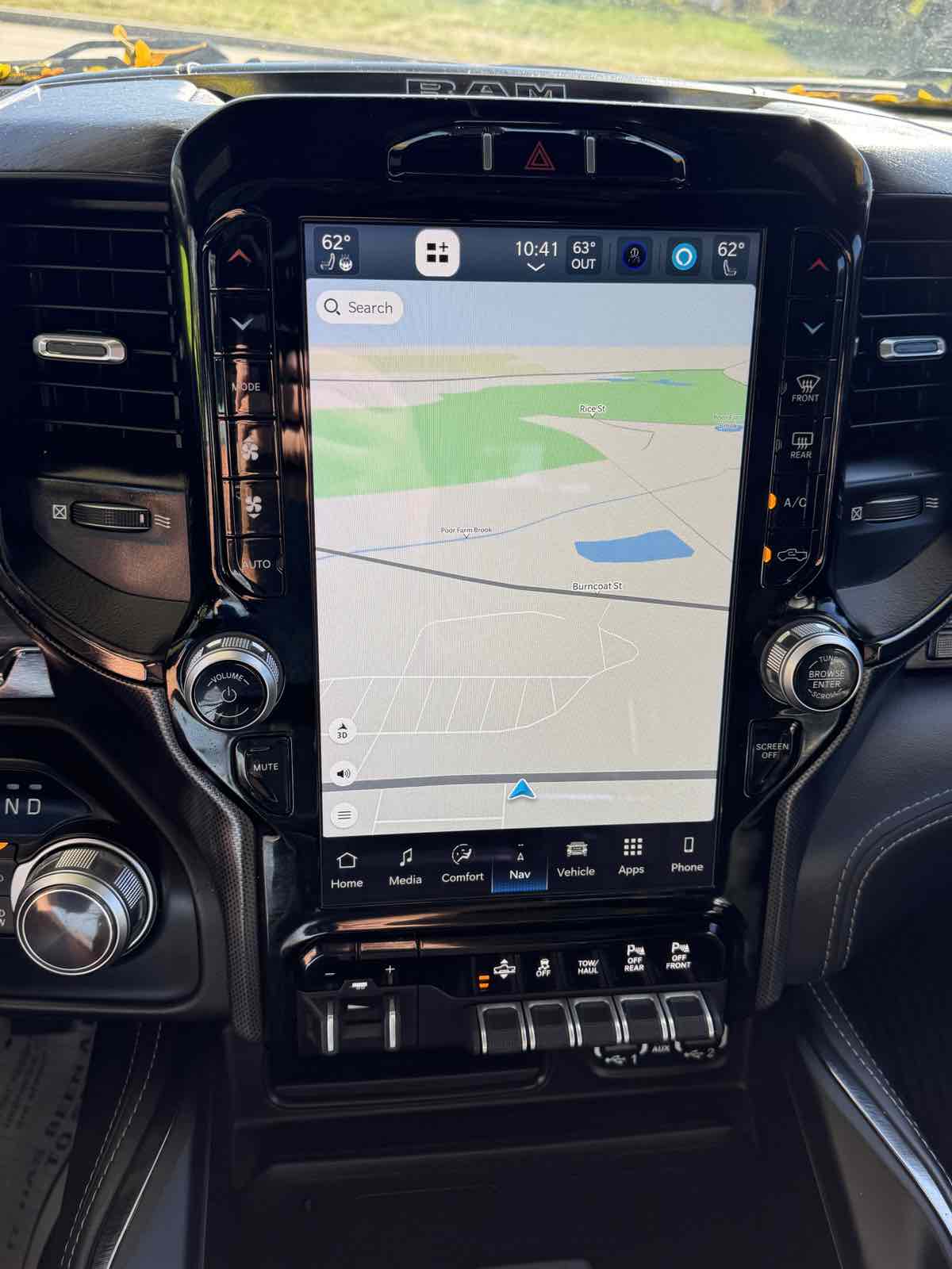 2022 Ram 1500 Limited photo 10