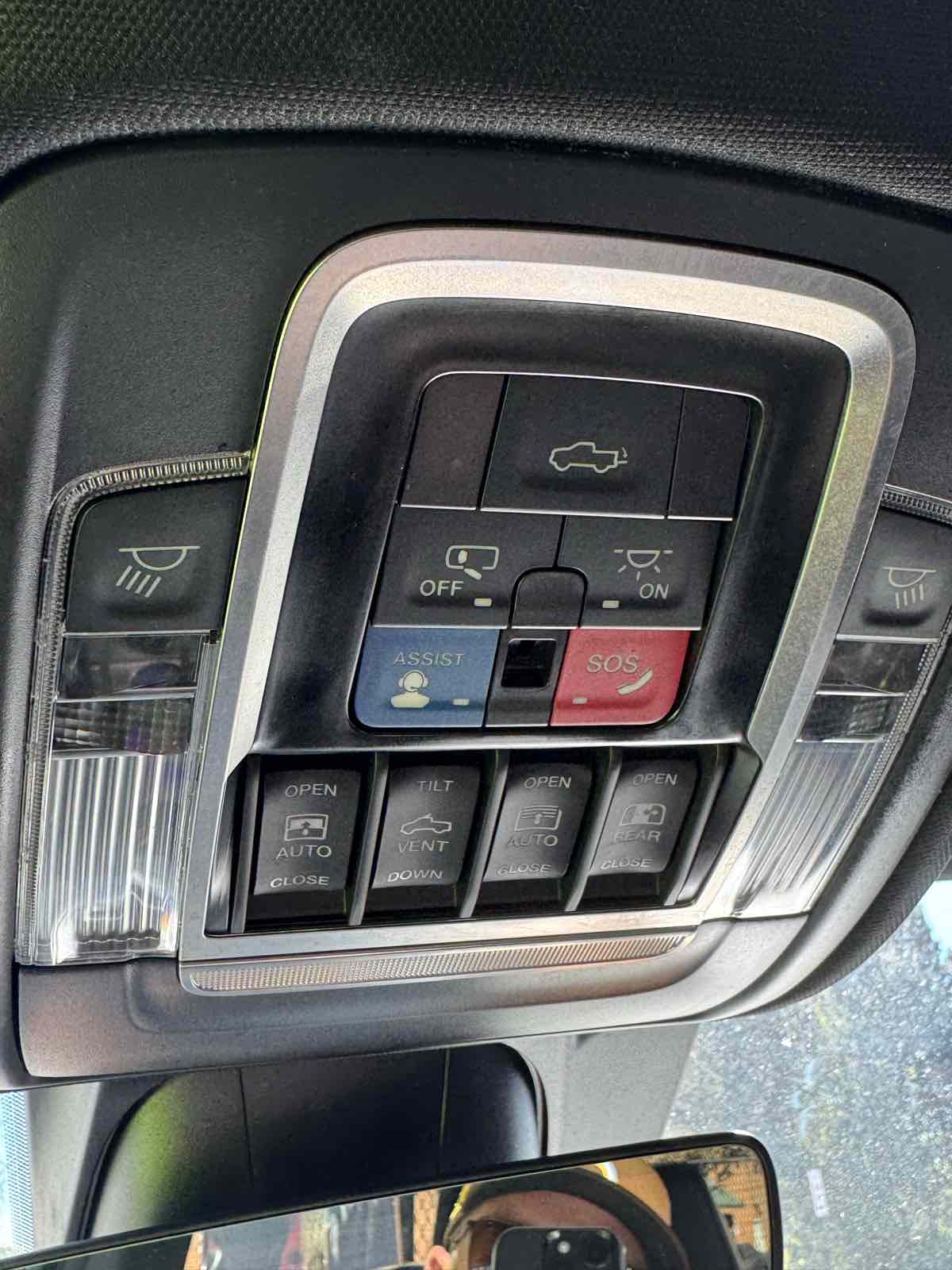 2022 Ram 1500 Limited photo 12
