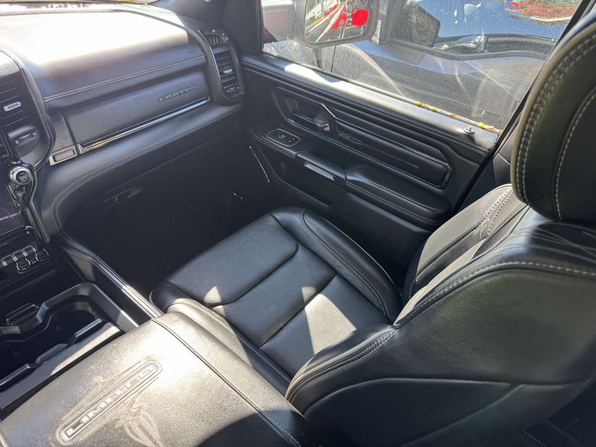2022 Ram 1500 Limited photo 15