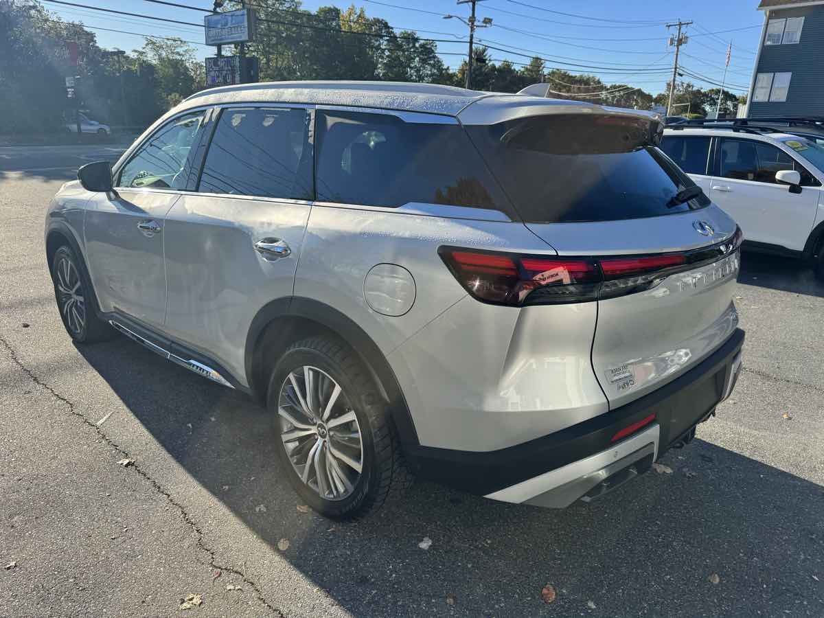 2023 Infiniti QX60 Sensory photo 3
