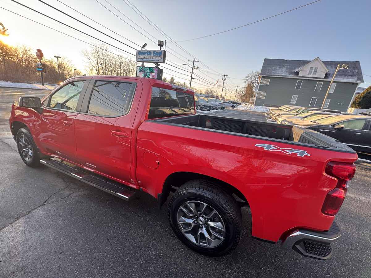 2025 Chevrolet Silverado 1500 LT - Photo 6