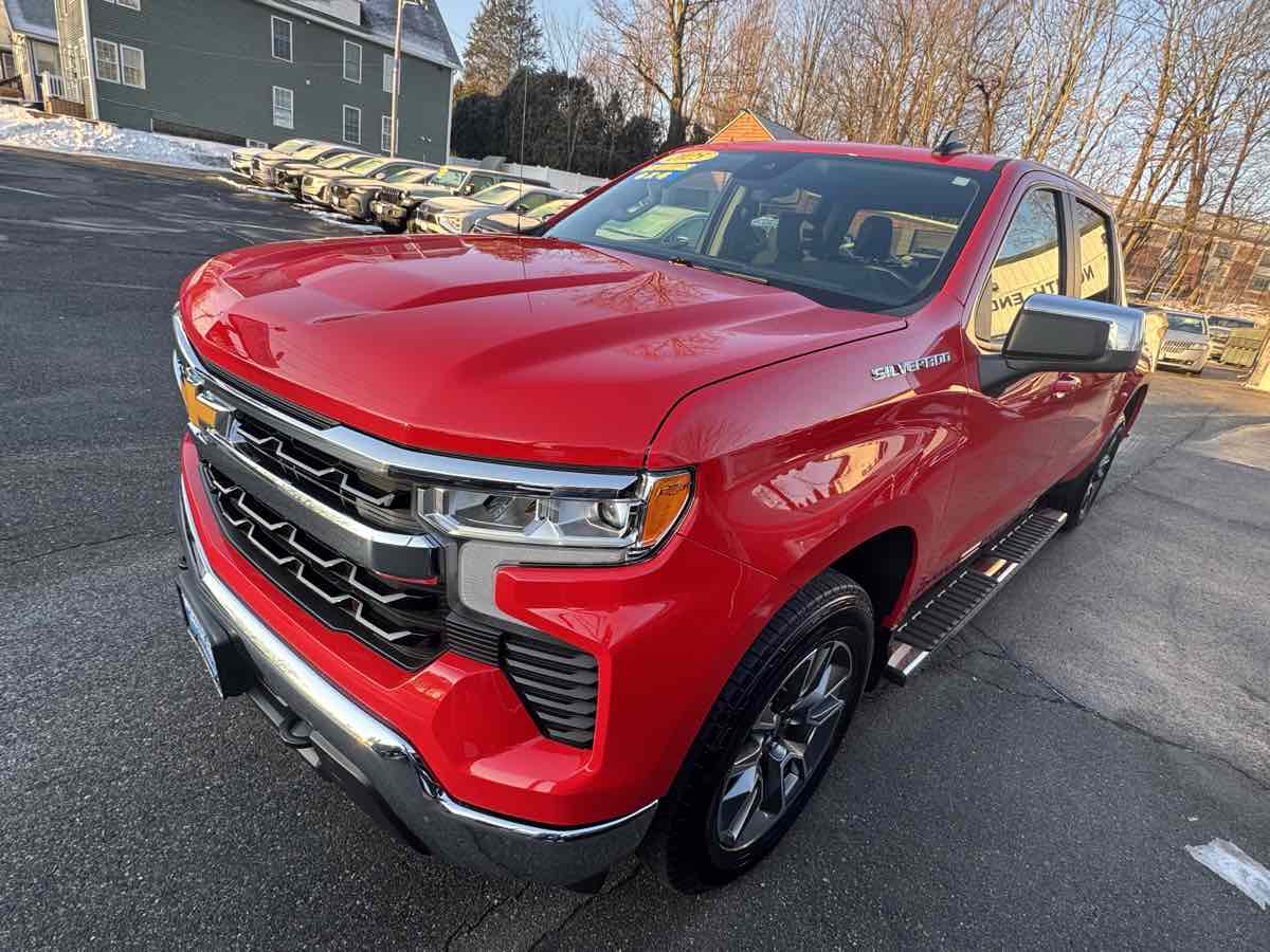 2025 Chevrolet Silverado 1500 LT - Photo 7