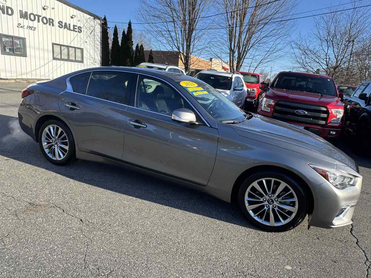 2023 INFINITI Q50 LUXE - Photo 2