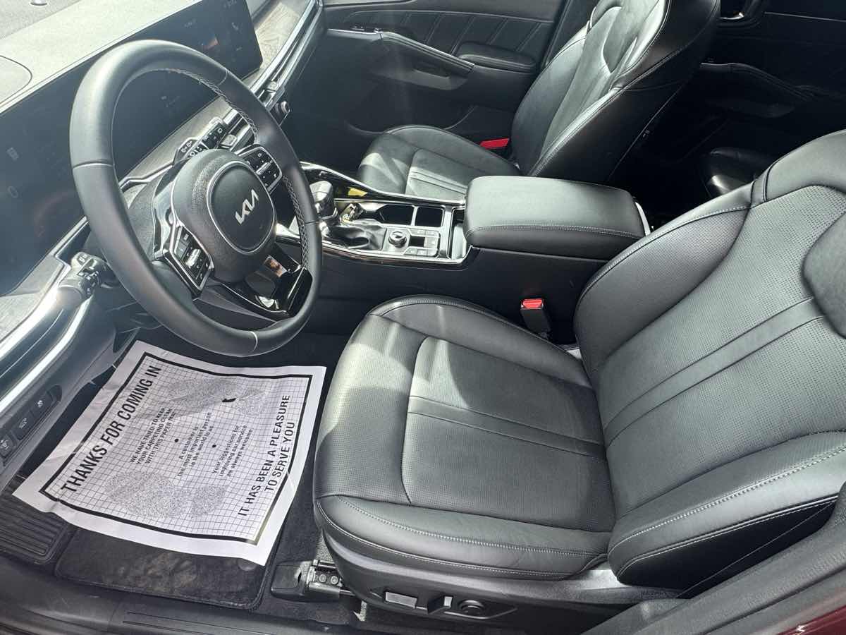2025 Kia Sorento X-Line SX - Photo 13