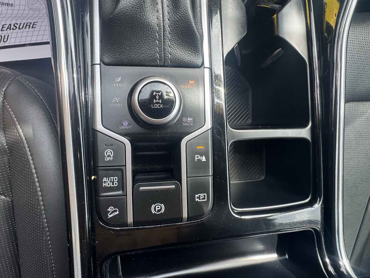 2025 Kia Sorento X-Line SX - Photo 17