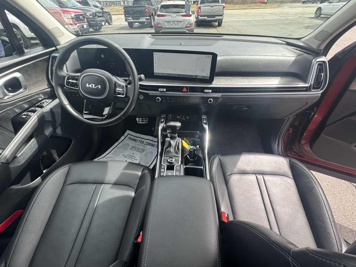 2025 Kia Sorento X-Line SX - Photo 21
