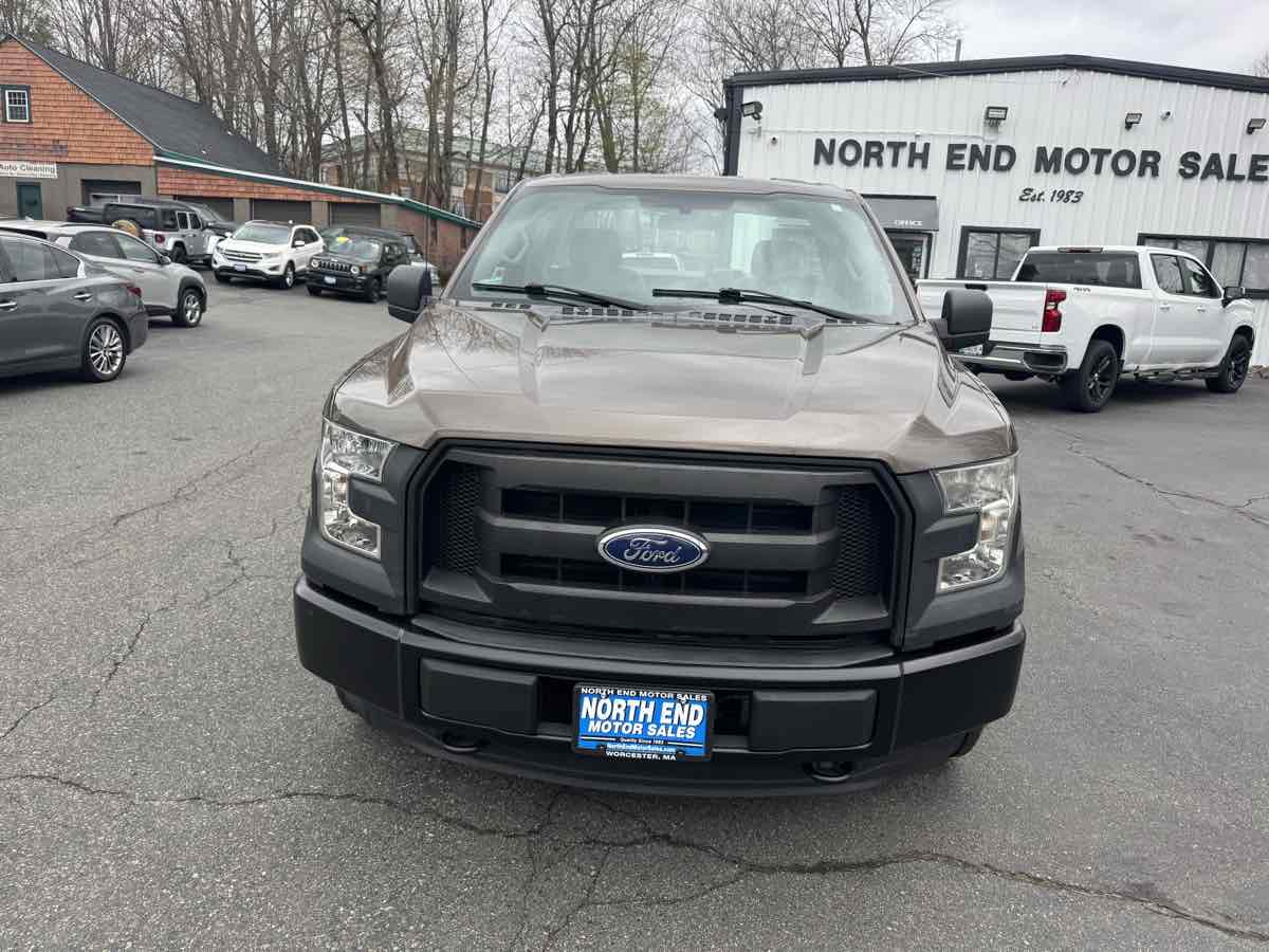 View vehicle photo 2