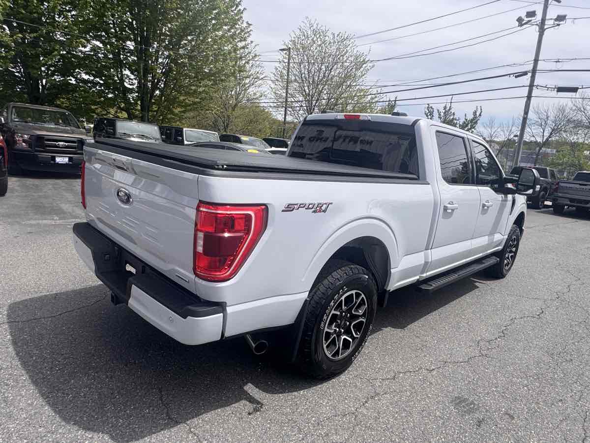 View vehicle photo 4