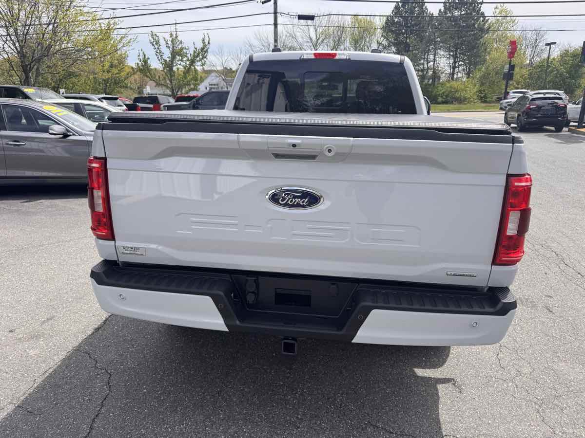 View vehicle photo 5