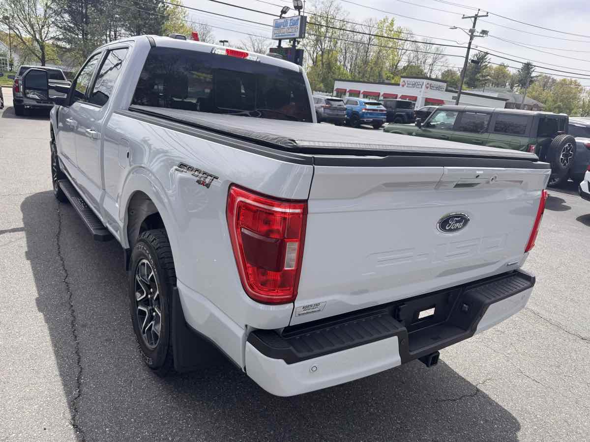 View vehicle photo 6