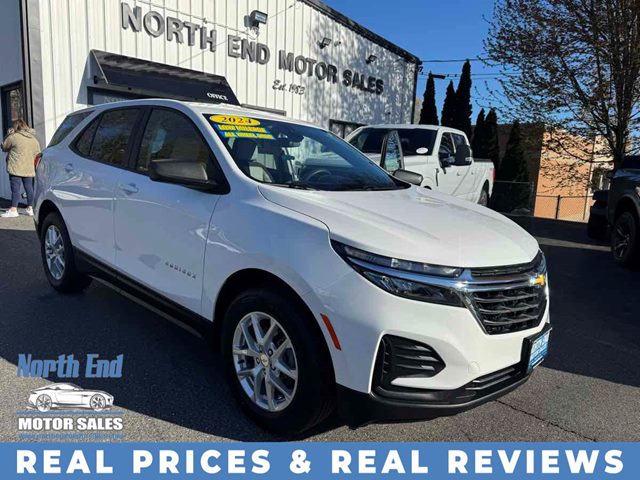 Summit White 2024 Chevrolet Equinox SUV / Crossover Four-Wheel Drive Automatic