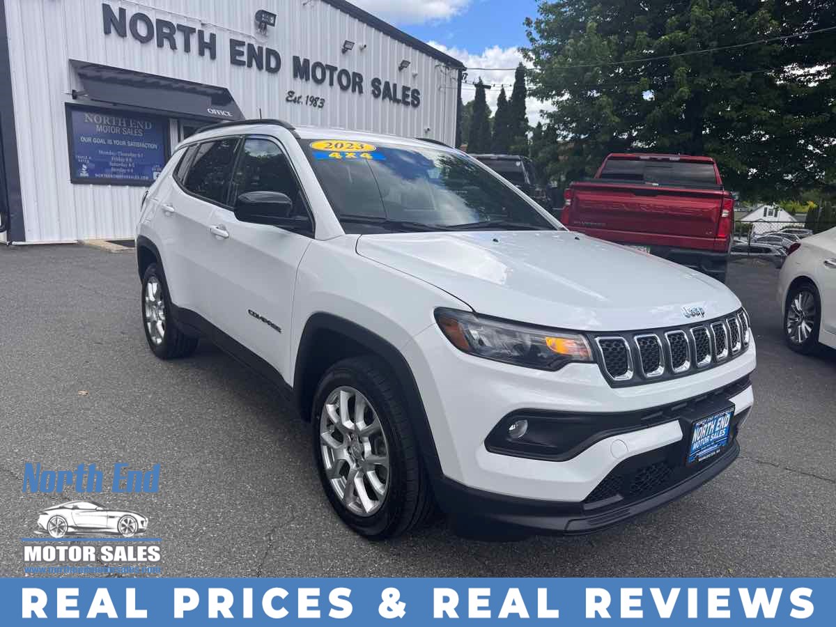 2023 Jeep Compass Latitude Lux 4X4's photo