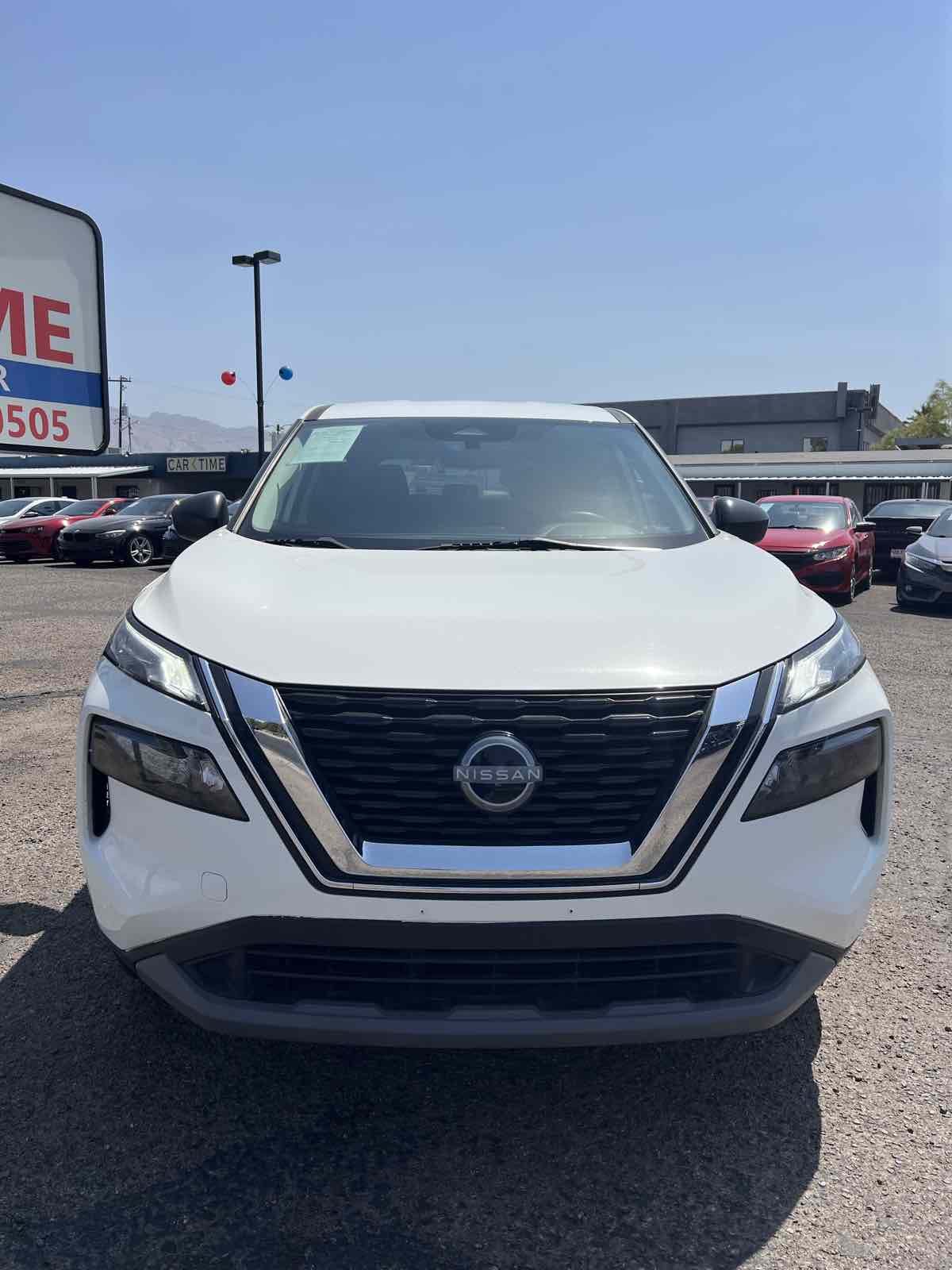 2023 Nissan Rogue S - Photo 2