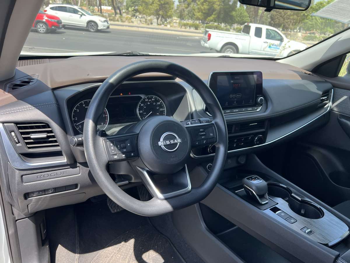 2023 Nissan Rogue S - Photo 9